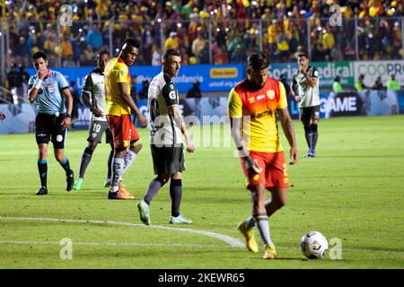 Quito, Ecuador - Ligapro Finale 2022 Aucas gegen Barcelona. Kitu diaz nach fehlendem Elfmeterschießen im nationalen Meisterschaftsfinale Stockfoto