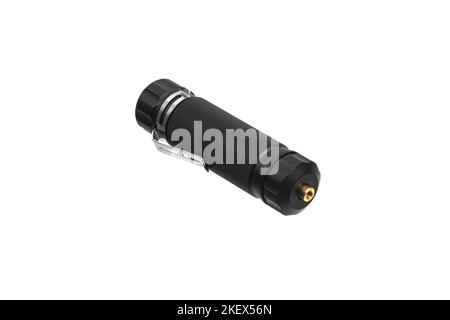 Ein Set zum Reinigen von Waffen in einem schwarzen Metallgehäuse. Waffenpflegewerkzeuge. Isolieren auf weißem Hintergrund. Stockfoto