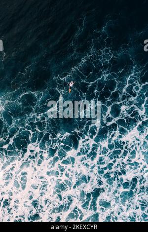 Luftaufnahme des Surfers, Bali, Indonesien Stockfoto