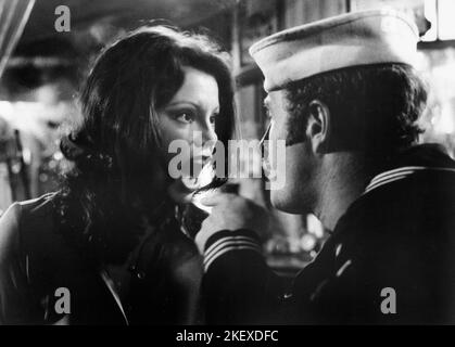 Marsha Mason, James Caan, am Set des Films, 'Cinderella Liberty', 20. Century-Fox, 1973 Stockfoto