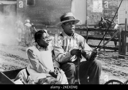 Desreta Jackson, Danny Glover, am Set des Films, „The Color Purple“, Warner Bros., 1985 Stockfoto