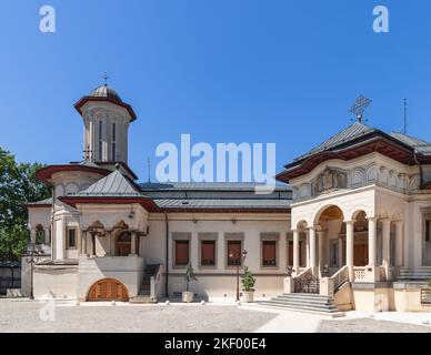 Der Patriarchalpalast auf dem Patriarchenhügel fungiert als patriarchalische Residenz, die private Kapelle auf der linken Seite ist mit Fresken dekoriert Stockfoto