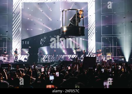 Mailand, Italien. 14.. November 2022. Cesare Cremonini tritt live bei tritt live im Mediolanum Forum Assago am 14. November 2022 in Mailand, Italien auf (Foto von Alessandro Bremec/NurPhoto) Quelle: NurPhoto/Alamy Live News Stockfoto