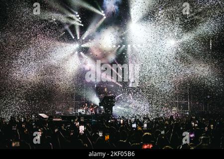 Mailand, Italien. 14.. November 2022. Cesare Cremonini tritt live bei tritt live im Mediolanum Forum Assago am 14. November 2022 in Mailand, Italien auf (Foto von Alessandro Bremec/NurPhoto) Quelle: NurPhoto/Alamy Live News Stockfoto