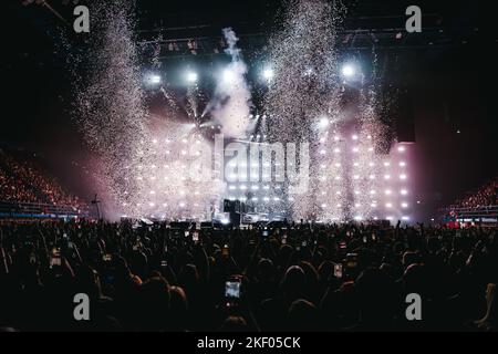 Mailand, Italien. 14.. November 2022. Cesare Cremonini tritt live bei tritt live im Mediolanum Forum Assago am 14. November 2022 in Mailand, Italien auf (Foto von Alessandro Bremec/NurPhoto) Quelle: NurPhoto/Alamy Live News Stockfoto