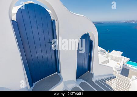 Schöne Reise Hintergrund für Urlaub Urlaub Banner. Weiße Häuser in der Stadt Oia auf der Insel Santorini, Panorama. Tolle Aussicht Stockfoto