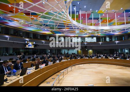 Brüssel, Belgien. 15.. November 2022. Treffen der EU-Verteidigungsminister am 15. November 2022 im Gebäude des EU-Rates in Brüssel, Belgien. Kredit: ALEXANDROS MICHAILIDIS/Alamy Live Nachrichten Stockfoto