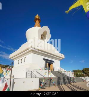 Buddhistische Tempel, Denkmal für Frieden, Erleuchtung Stupa, Tempel in Benalmádena. Costa del Sol, Spanien. Stockfoto