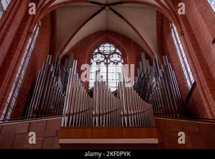 1957 Hauptorgan erbaut von Klais (D, Bonn), Kaiserdom Sankt Bartholomäus, Kaiserkathedrale des Heiligen Bartholomäus, Frankfurt, Deutschland Stockfoto