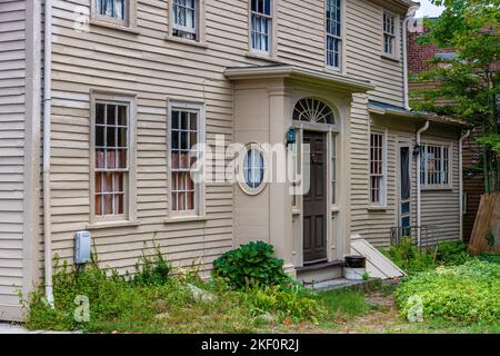 Gloucester, Massachusetts, USA, - 13. September 2022: Dieses alte Haus wurde 1785 erbaut. Stockfoto