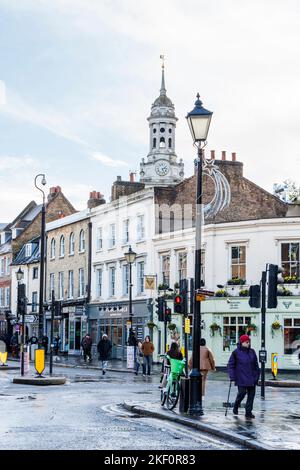 Greenwich Church Street, der Turm der St. Alfege Church im Hintergrund, Greenwich, London, Großbritannien Stockfoto