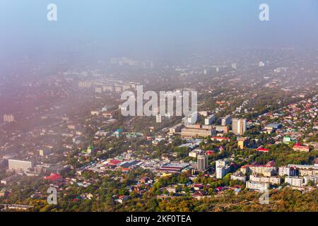 Pyatigorsk Stadtzentrum Luftpanorama. Pyatigorsk ist eine Kurstadt in kaukasischen Mineralwässern Region, Stawropol Region in Russland Stockfoto