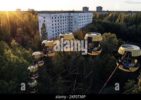 Tschernobyl Ferries Radmesse aus Drohnenansicht - Herbstantenne von oben in Pripyat, Ukraine Stockfoto