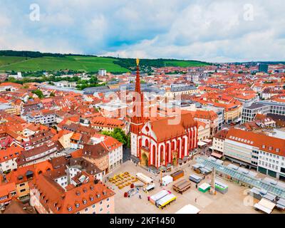 Marienkapelle oder Marienkirche am Marktplatz oder Marktplatz in der Würzburger Altstadt aus der Vogelperspektive. Würzburg oder Würzburg ist eine Stadt in Frankreich Stockfoto