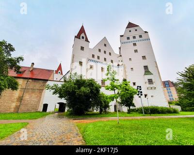 Das Neue Schloss in Ingolstadt ist eines der wichtigsten gotischen Gebäude in Bayern Stockfoto