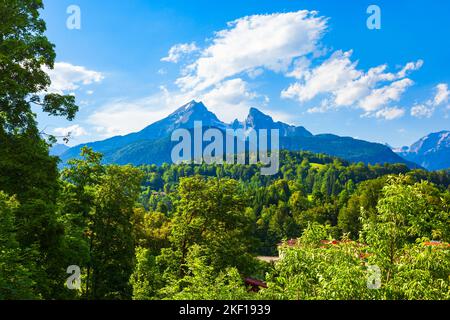 Der Watzmann ist ein Berg in den bayerischen Alpen in der Nähe des Dorfes Berchtesgaden. Der Watzmann ist der dritthöchste in Deutschland. Stockfoto