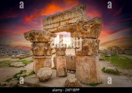 Ruinen in amman Zitadelle jordanien bei Sonnenuntergang Stockfoto