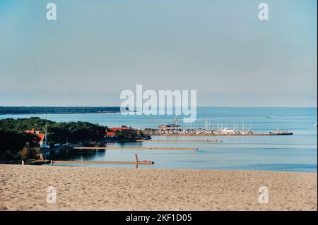 Nida - Kurische Nehrung und Kurische Lagune, Nida, Klaipeda, Litauen. Nida Hafen. Baltic Dunes. UNESCO-Weltkulturerbe. Nida liegt an der Kurischen Nehrung Stockfoto