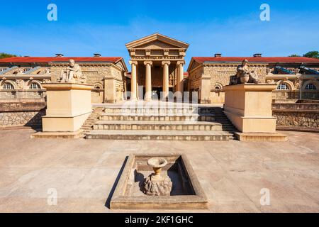 Jessentuki, Russland - 29. September 2020: Heilschlammbäder Nikolai Semaschko in der Nähe des Kurortny Kurpark in Jessentuki, einer Kurstadt, Kaukasisches Mineral Stockfoto