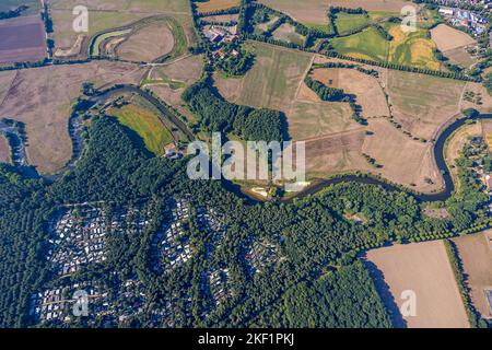 Luftaufnahme, Lippemäander, Lippeschleife, Waldferiendorf Eversum, Fluss- und Auenentwicklung der Lippe Vogelsang, Renaturierung, Stadt b Stockfoto