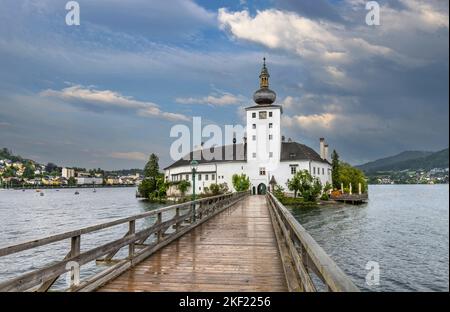 Schloss Ort am Traunsee in Oberösterreich Stockfoto