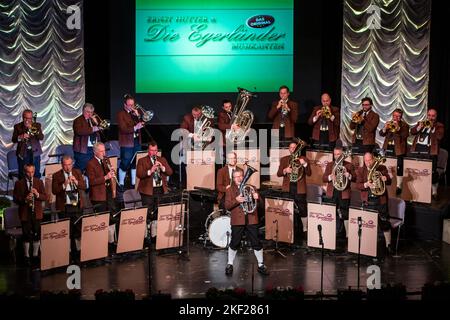 Ernst Hutter und die Egerländer Musikanten, Ernst Hutter und die Egerländer Musikanten, Egerland Blaskapelle aus Deutschland unter der Leitung von Ernst Hutter (auch Baritonhorn, Tenorhorn), Konzert in der Stadthalle Wetzlar, Wetzlar. März 2019. Vermerk: Christian Lademann / LademannMedia Stockfoto