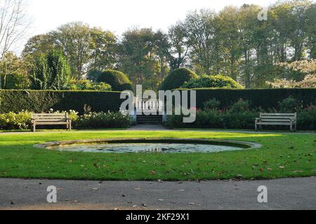 Öffentlicher Bereich in York House Gardens in Twickenham London Stockfoto