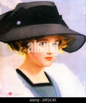 1910S JUNGE FRAU TRÄGT GRAUEN HUT MIT SCHWARZEM HUTBAND KLEID MIT QUADRATISCHEM AUSSCHNITT IN SCHWARZ BEHUTSAM BLICK AUF DIE KAMERA - KH13610 NAW001 HARS STYLES SUNDAY MAGAZINE GETRIMMT MONATLICH SCHÜCHTERN STILVOLLE PRÜFER MODE GRAU SCHÜCHTERN JUNGE ERWACHSENE FRAU SCHRECKT KAUKASISCHEN ETHNIZITÄT DEMURE BESCHEIDENEN AUSSCHNITT ALTMODISCH Stockfoto