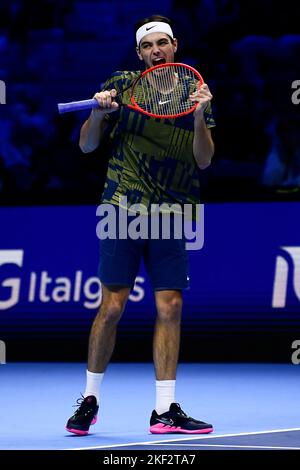 Turin, Italien. 15. November 2022. Taylor Fritz aus den USA sieht in seinem Round-Robin-Spiel gegen Casper Ruud aus Norwegen am dritten Tag des Nitto ATP Finals niedergeschlagen aus. Kredit: Nicolò Campo/Alamy Live Nachrichten Stockfoto