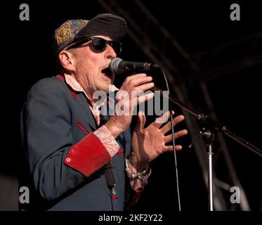 Nik Turner tritt mit Space Ritual beim Weyfest, 2011, auf Stockfoto