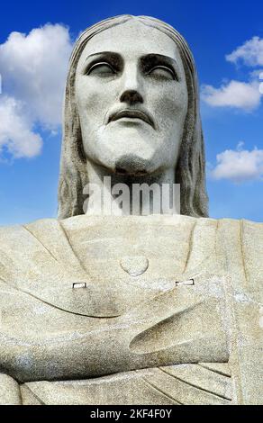 Die Corcovado Jesus Statue in Rio de Janeiro, Brasilien. Stockfoto