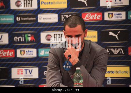 Tirana, Albanien. 16.. November 2022. Leonardo Bonucci aus Italien während der Pressekonferenz am Tag vor dem Freundschaftsspiel zwischen den Nationalmannschaften Albaniens und Italiens im Air Albania Stadium am 15. November 2022 in Tirana, Albanien. Foto Nderim Kaceli Kredit: Live Media Publishing Group/Alamy Live News Stockfoto