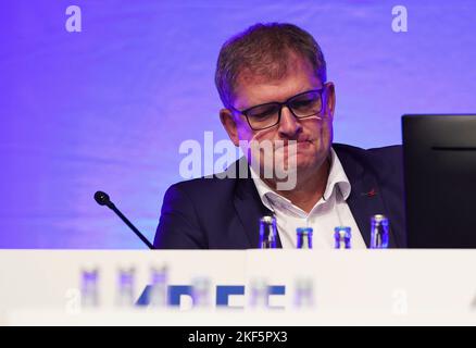 firo : 15.11.2022, Fußball, Fußball, 1. Liga, 1. Bundesliga, Saison 2022/2023, VfL Bochum, MV, Mitgliederversammlung, Martin KREE, Hochformat Stockfoto