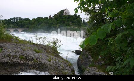 Rheinfall Rheinfall schaffhausen zürich deutschland Grenze zur schweiz Stockfoto