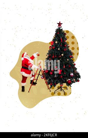 Kreative abstrakte Vorlage Collage von lustigen niedlichen santa claus Charakter Kletterleiter schmücken weihnachtsbaum Tradition Postkarte Stockfoto