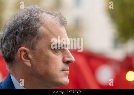 London, Großbritannien. 16.. November 2022. Julian Smith, Abgeordneter für Skipton und Rippon, verlässt das Kabinett und Gerüchte in Westminster haben vorgeschlagen, dass er die Rolle von Gavin Williamson übernehmen könnte.Quelle: Ian Davidson/Alamy Live News Stockfoto