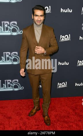 West Hollywood, Ca. 15.. November 2022. Kumail Nanjiani nimmt am November15. 2022 an der Los Angeles Premiere von Hulus „Welcome to Chippendales“ im Pacific Design Center in West Hollywood, Kalifornien, Teil. Kredit: Koi Sojer/Snap'n U Fotos/Media Punch/Alamy Live Nachrichten Stockfoto