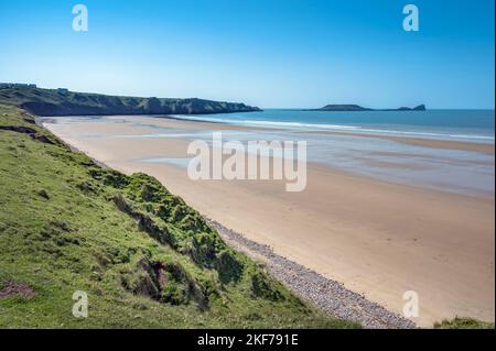 Langer Sandstrand bei Rhossilli im Gower South Wales Stockfoto