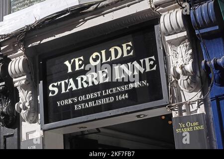 Ye Olde Starre Inne, 40 Stonegate, York, Yorkshire, England, UK, YO1 8AS Stockfoto