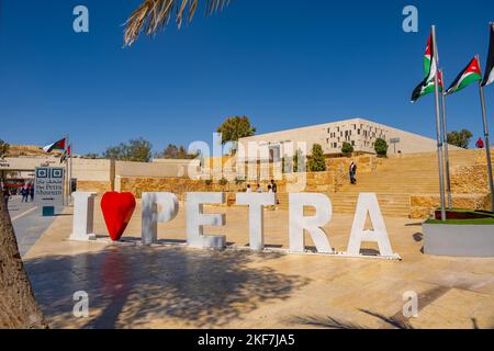 I Love Petra Schild am Eingang zum Besucherzentrum in Petra Jordan. Stockfoto