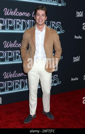 West Hollywood, USA. 15.. November 2022. LOS ANGELES - NOV 15: AJ Pritchard bei der Welcome to Chippendales Premiere im Pacific Design Center am 15. November 2022 in West Hollywood, CA (Foto von Katrina Jordan/Sipa USA) Credit: SIPA USA/Alamy Live News Stockfoto