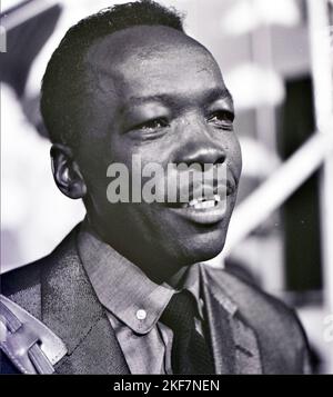 JOHN LEE HOOKER (1912-2001) amerikanischer Bluessänger im Juni 1964. Foto: Tony Gale Stockfoto