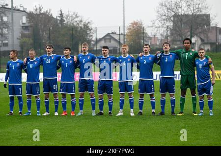 Zagreb, Kroatien. 16. November 2022 Team Färöer-Inseln während des UEFA-U-19-Europameisterschafts-Qualifiers-Spiels zwischen Kroatien und den Färöer-Inseln 2023 im SC RUDES-Stadion am 16. November 2022 in Zagreb, Kroatien. Foto: Marko Lukunic/PIXSELL Stockfoto