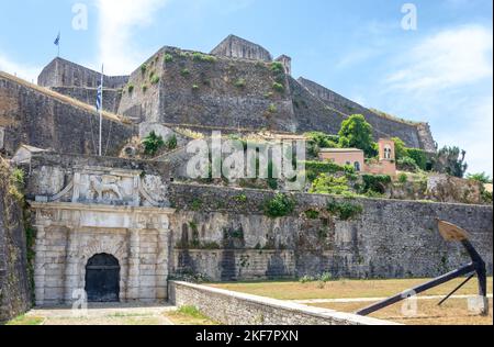 Neue venezianische Festung aus dem 16.. Jahrhundert, El Venizelou, Altstadt von Korfu, Korfu (Kerkyra), Ionische Inseln, Griechenland Stockfoto