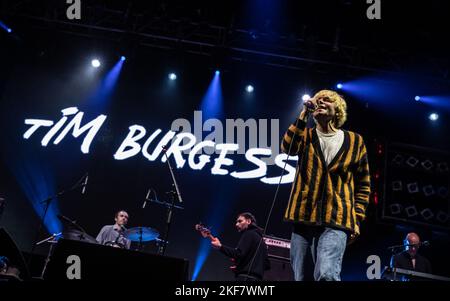 Tim Burgess tritt am Wochenende 2022 bei Shiiine auf. Butlins, Minehead, Großbritannien. 13. November 2022. Kredit: Charlie Raven Stockfoto