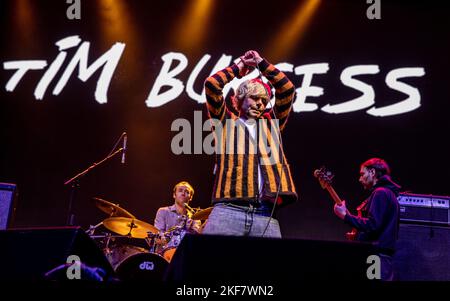 Tim Burgess tritt am Wochenende 2022 bei Shiiine auf. Butlins, Minehead, Großbritannien. 13. November 2022. Kredit: Charlie Raven Stockfoto