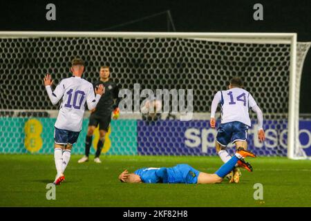 Glasgow, Großbritannien. 16.. November 2022. Schottland spielte Island in der EUFA European Under 19 Championship 2023 im Firhill Stadium, Glasgow, Schottland, Großbritannien. Island gewann mit 1 - 0 und das Siegertor für Island wurde von Orri Oskarsson erzielt. Kredit: Findlay/Alamy Live Nachrichten Stockfoto