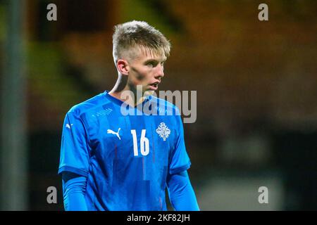 Glasgow, Großbritannien. 16.. November 2022. Schottland spielte Island in der EUFA European Under 19 Championship 2023 im Firhill Stadium, Glasgow, Schottland, Großbritannien. Island gewann mit 1 - 0 und das Siegertor für Island wurde von Orri Oskarsson erzielt. Kredit: Findlay/Alamy Live Nachrichten Stockfoto