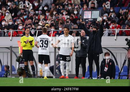 Saitama, Japan. 16.. November 2022. Makoto Hasebe (Frankfurt) Fußball/Fußball : Japan-Bundesliga Tour 2022 Spiel zwischen Urawa Red Diamonds 4-2 Eintracht Frankfurt im Saitama Stadium 2002 in Saitama, Japan . Quelle: Naoki Morita/AFLO SPORT/Alamy Live News Stockfoto