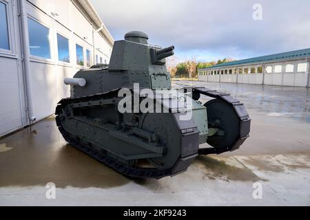 Französischer leichter Tank Renault FT. Museum der Panzer und gepanzerten Fahrzeuge im Patriot Park Stockfoto